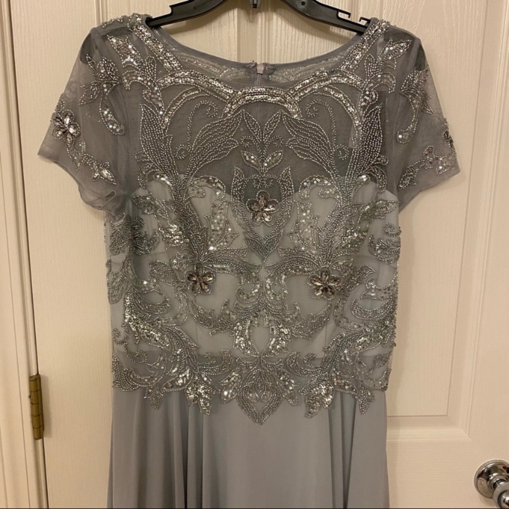 XSCAPE Women's Embellished Short Sleeve Chiffon Gown in Silver - Picture 6 of 12